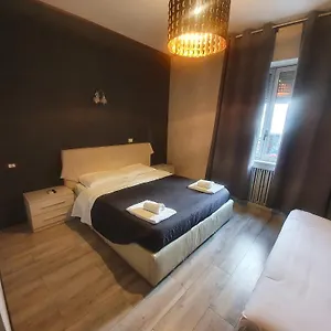 Sira House Mailand