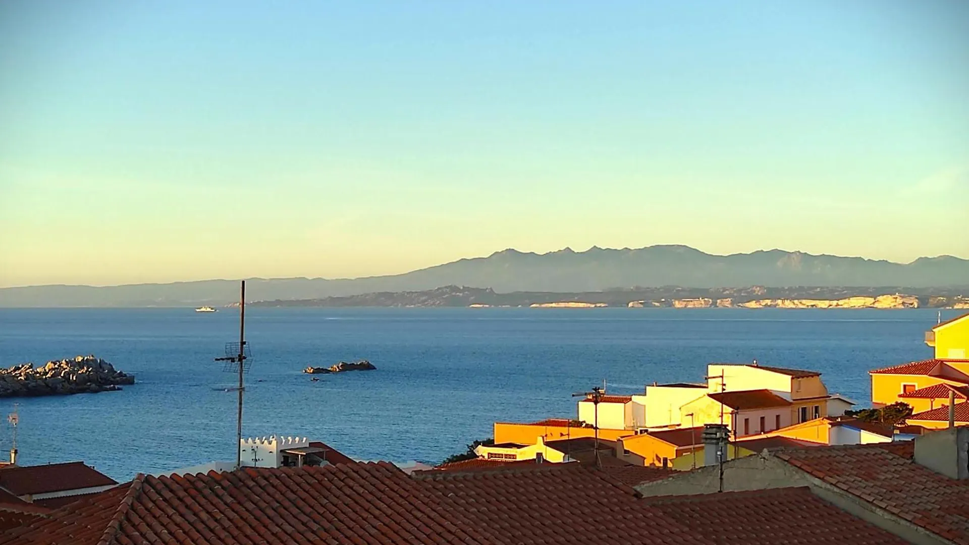 B&B Domus De Janas Santa Teresa Gallura Bed & Breakfast