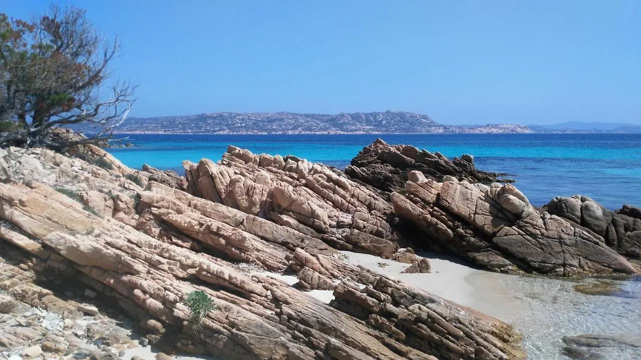 B&B Domus De Janas Santa Teresa Gallura Bed & Breakfast